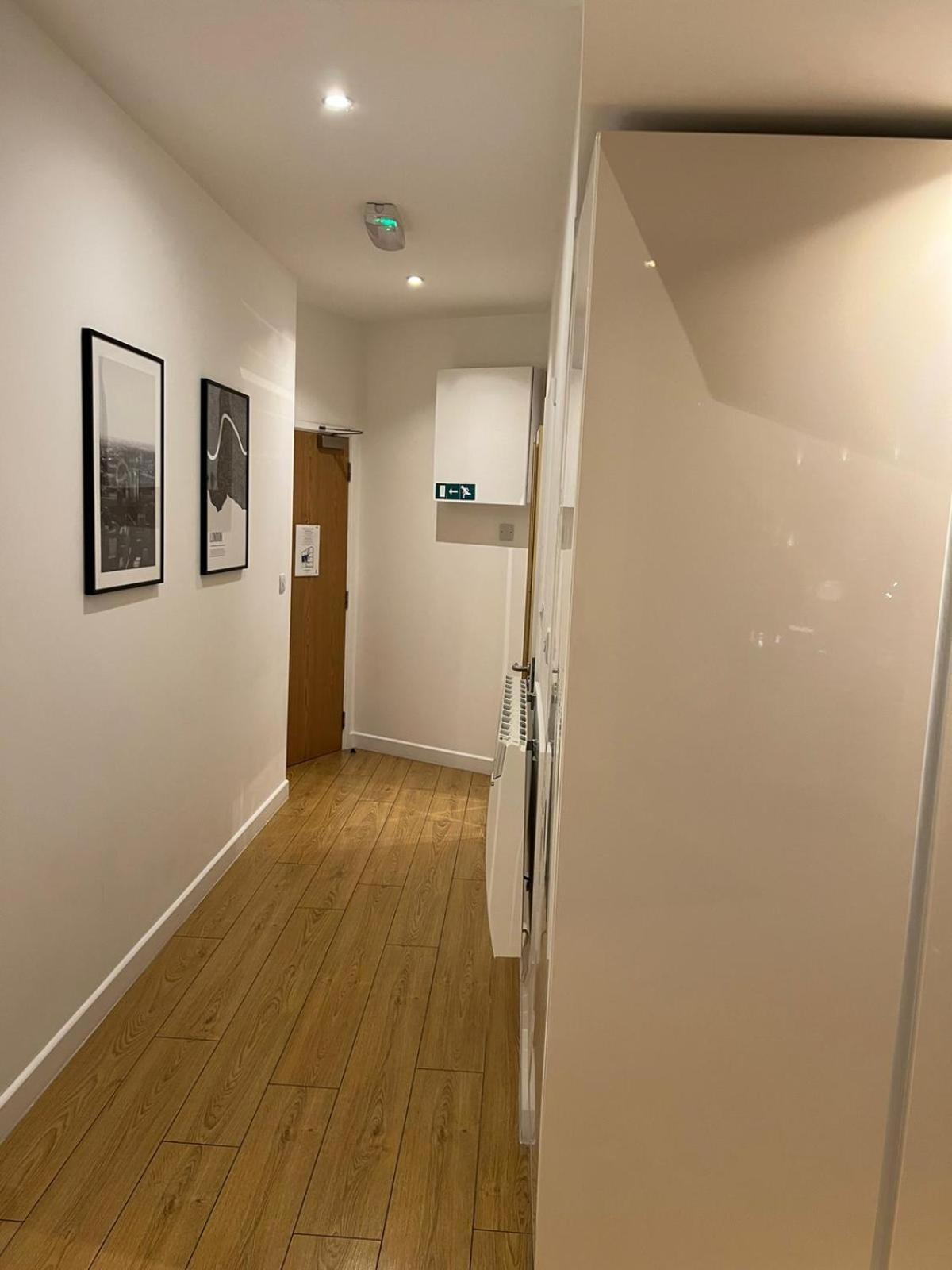 Tranquil 1 Bedroom Retreat In Piccadilly Vr4 London Kültér fotó
