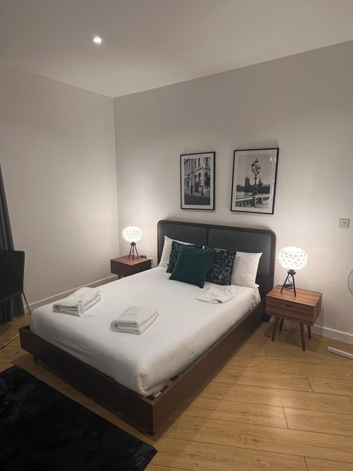 Tranquil 1 Bedroom Retreat In Piccadilly Vr4 London Kültér fotó